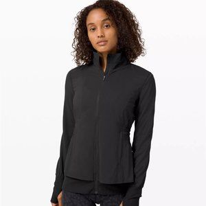 lululemon Women's on the Move Classic Fit Sights Seen Jacket - Black